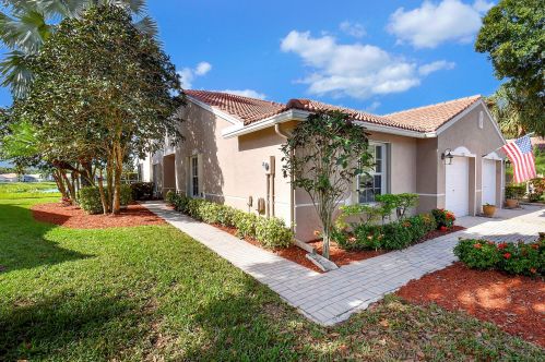 5102 Toscana Trl, Boynton Beach FL  33437-2038 exterior
