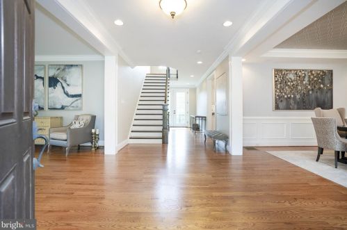 10 Pine Valley Ct, Glen Mills PA  19342-1823 exterior