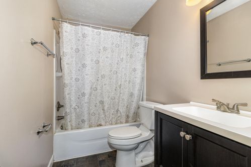 3915 Arrow Ct, Florence KY  41042-3003 exterior