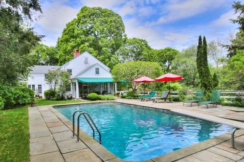 19 Sturges Hwy, Westport, CT 06880-2810
