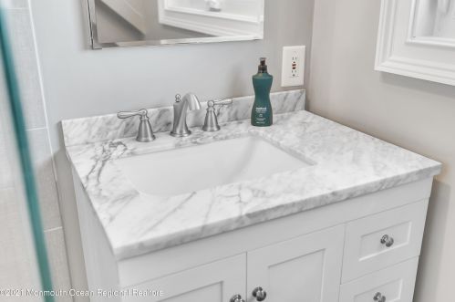 119 Pearl St, Tinton Falls NJ  07701-1522 exterior