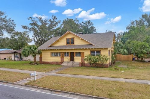 907 20th St, Sanford, FL 32771-3329