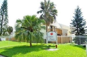 629 Executive Center Dr, West Palm Beach, FL 33401-4934