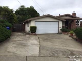 2555 Downer St, Pinole, CA 94564-1318