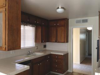 5448 Bond St, Fresno CA  93710-6312 exterior