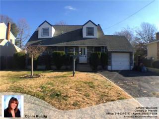 1765 Meadowbrook Rd, North Merrick, NY 11566-2507