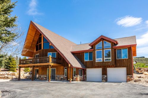6120 Snowview Dr, Park City, UT 84098-6116