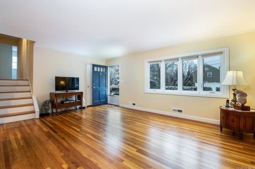 24 Tower Hill Dr, Rye Brook, NY 10573-2330