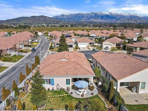 825 Sherwood Ct, Beaumont CA  92223-8556 exterior