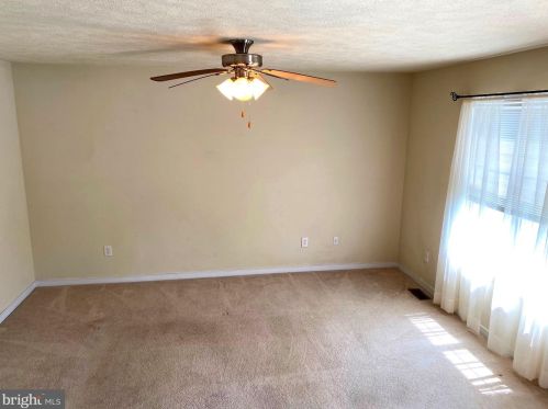 1155 Settlers Landing Dr, Tappahannock, VA 22560-5071