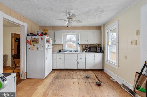 616 Branch St, Strasburg VA  22657-2024 exterior