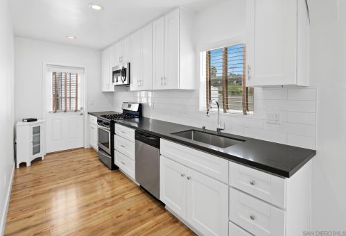 6934-38 Mohawk St, San Diego, CA 92115-1744