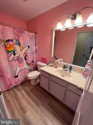 230 Pebble Vly Dr, Dover DE 19904-9469 exterior