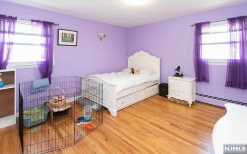 552 Princeton St, N Milford NJ  07646-2015 exterior