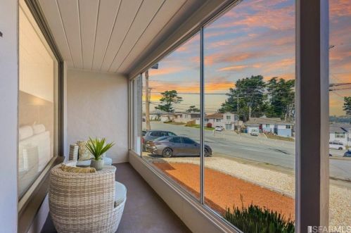 871 Larchmont Dr, Daly City CA  94015-3641 exterior