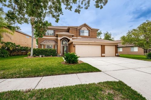 4123 Harbor Lake Dr, Lutz, FL 33558-9730