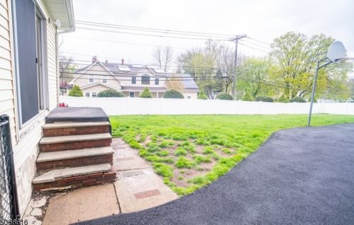 61 Grove Ave, Verona NJ  07044-1612 exterior