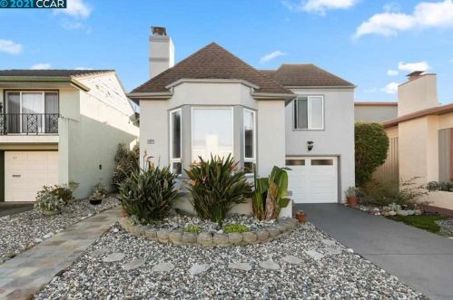 79 Cliffside Dr, Daly City, CA 94015-1042