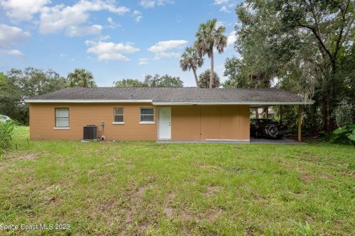 212 Plumosa Dr, Cocoa FL exterior