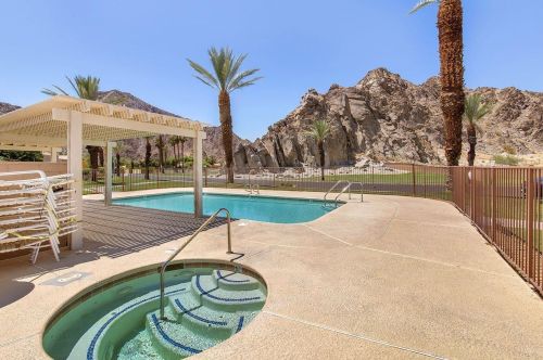 48221 Calle Florista, La Quinta CA  92253-2251 exterior