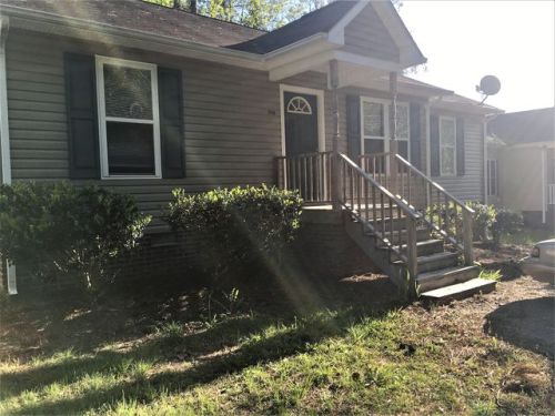 946 Bay Dr, Sanford, NC 27332-8336