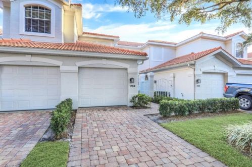 2120 Arielle Dr, Naples FL  34109-0329 exterior
