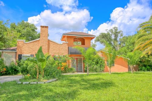 730 Clara Ave, Deland, FL 32720-2738