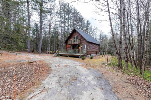 42 Sugar Run, Ellsworth NH  03285-6852 exterior