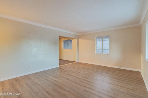 643 Erin Ave, Tucson, AZ 85711-2011