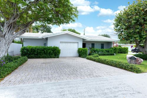 6408 Washington Rd, West Palm Beach, FL 33405-4138