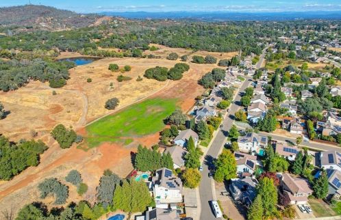 2862 Aquamarine Cir, Rescue CA  95672-9339 exterior