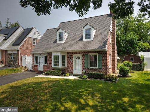 7 Stuyvesant Dr, Wilmington, DE 19809-3419