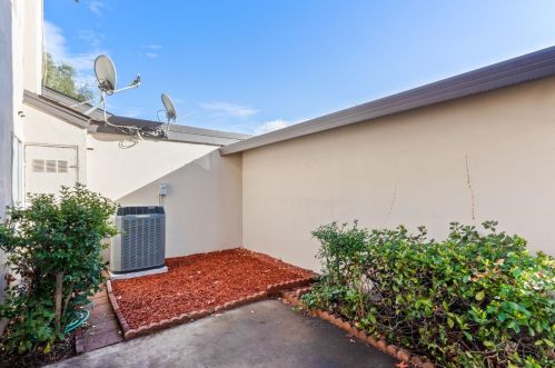 2232 Baywater Ln, Rancho Cordova CA  95670-4256 exterior