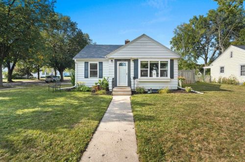 1083 8th St, Green Bay, WI 54304-2461