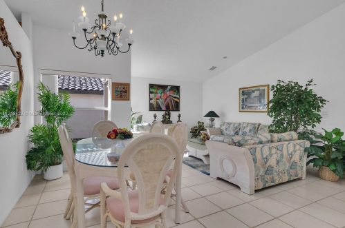 18806 24th Ct, Hollywood FL  33029-5354 exterior