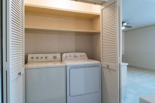 4502 Glenwick Ln, Dallas TX  75205-1039 exterior