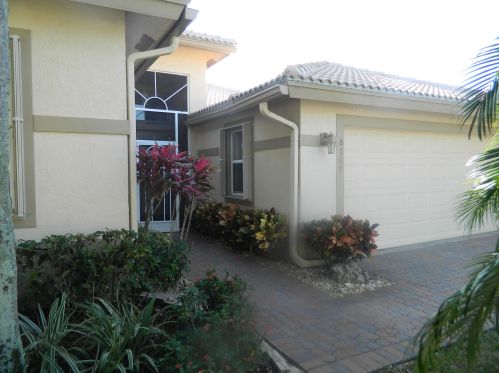 8767 Bellido Cir, Boynton Beach, FL 33472-8125