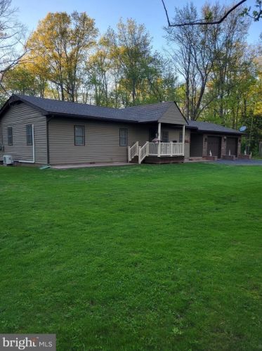 809 Marienstein Rd, Upper Black Eddy, PA 18972-9360