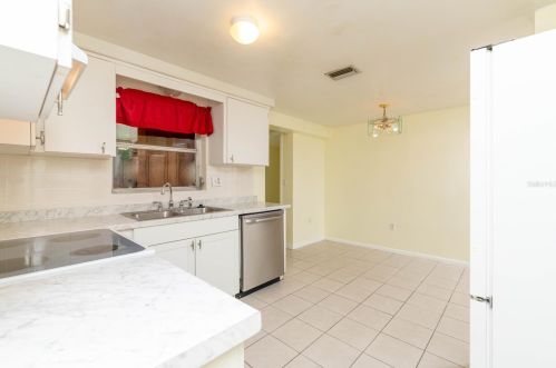 21434 Canal Dr, Brooksville FL  34601-1421 exterior