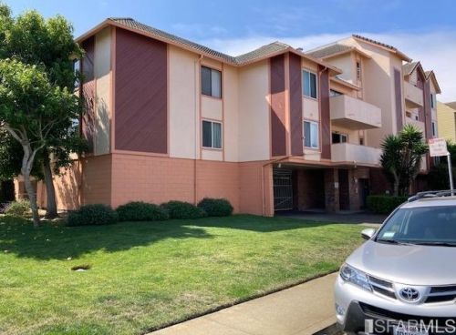 405 91st St, Daly City, CA 94015-1963