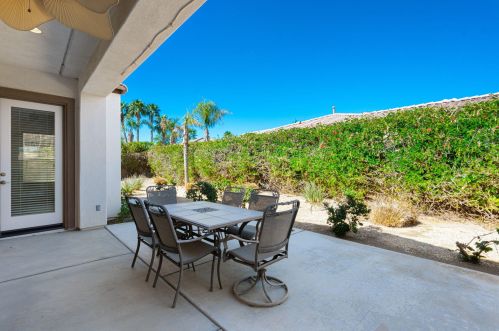 81326 Golden Barrel Way, La Quinta CA  92253-9325 exterior