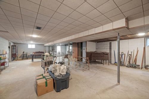 2557 Nicholson Rd, Sewickley PA  15143-8502 exterior