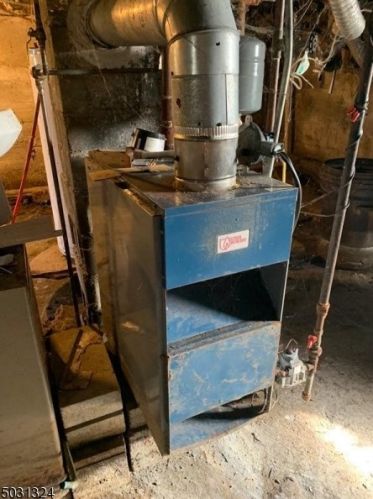 650 Rdg Rd, West Milford Lakes NJ  07480-2070 exterior