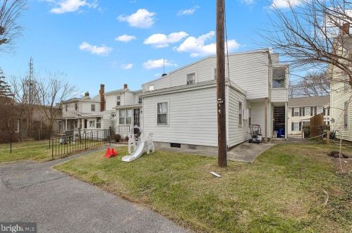 430 King St, Lees Cross Roads, PA 17257-1614