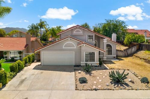 35535 Woshka Ln, Wildomar, CA 92595-9545