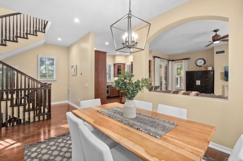 29 Via Amanti, Newport Beach CA  92657-1126 exterior