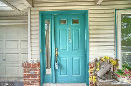 5228 Cobblestone Dr, Navy Sup Dpt, PA 17055-4496