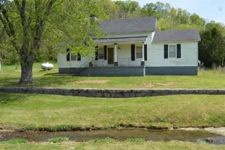 3155 Pigg Hollow Rd, Petersburg, TN 37144-2236