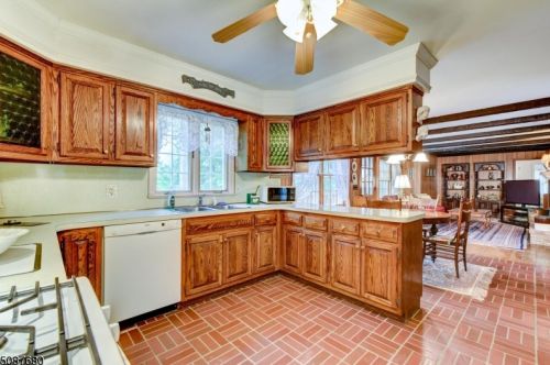 11 House Wren, Hackettstown NJ  07840-2815 exterior