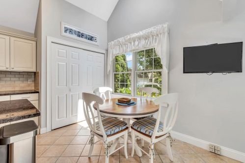 26 Gold Leaf Ln, Mashpee MA 02649-3556 exterior